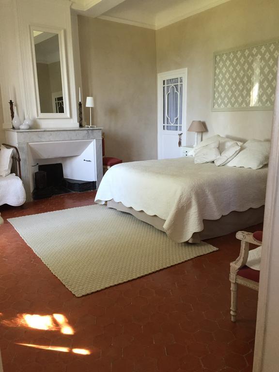 Domaine La Carraire Bed & Breakfast Lauris Eksteriør bilde