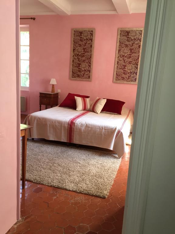 Domaine La Carraire Bed & Breakfast Lauris Eksteriør bilde